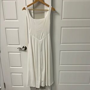 NWOT Elegant White Sleeveless Dress